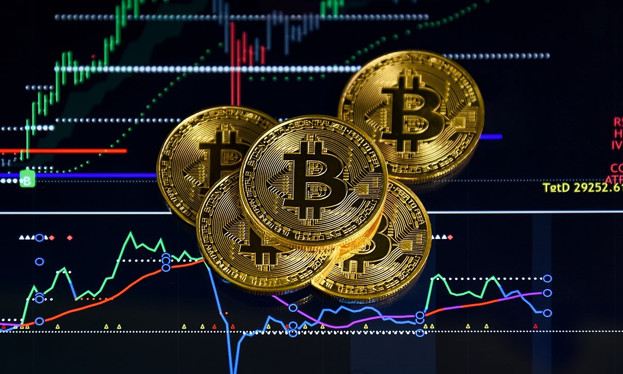 Bitcoin Hits $123K All-Time High as Congress Votes on Crypto Bills